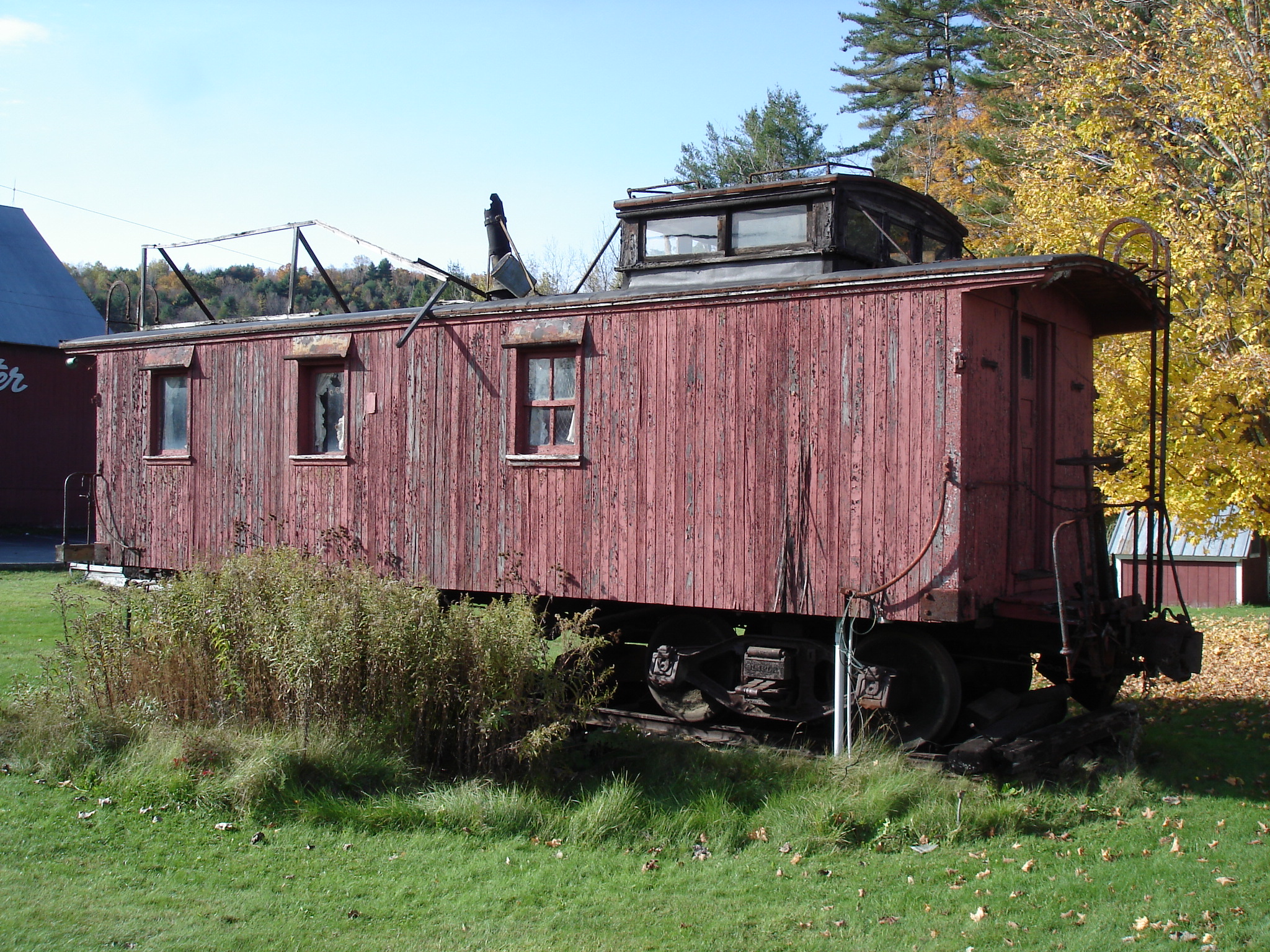 Train for nowhere /   Train pour nulle part -  St-Johnsbury. Vermont USA   /  12 octobre 2009