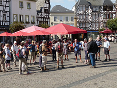 Hikers in Marktplatz, Linz am Rhein