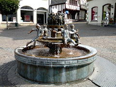 Ratsbrunnen, Linz am Rhein