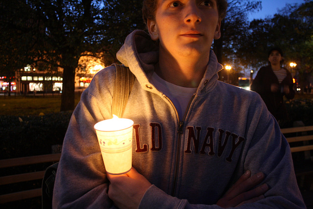 80.JorgeStevenLopez.Vigil.DupontCircle.WDC.22November2009