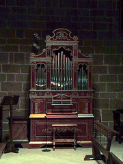 Catedral de Pamplona: órgano de capilla.