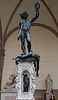 20050916 096DSCw [I] Loggia dei Lanzi: Perseus enthauptet Medusa, Florenz, Toscana