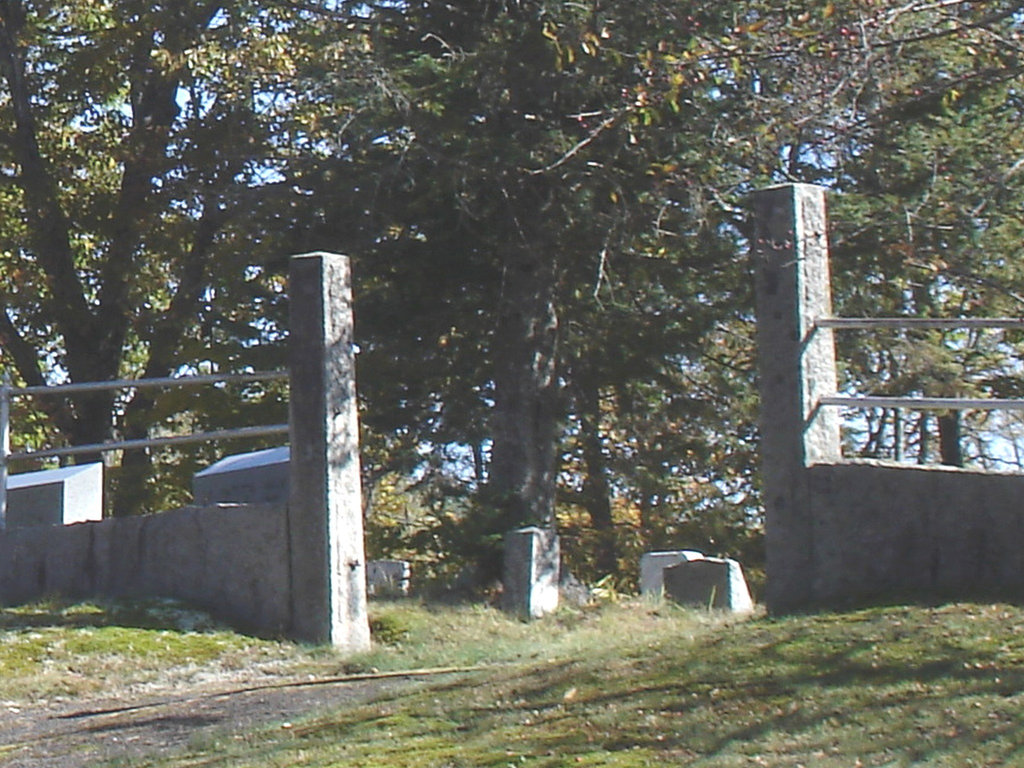 Hill crest cemetery