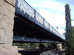 Puente sobre el Ebro en Logroño.