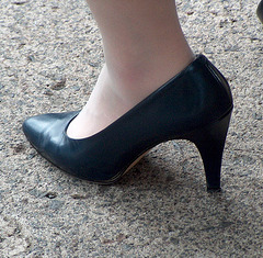 caressa navy heels (F)