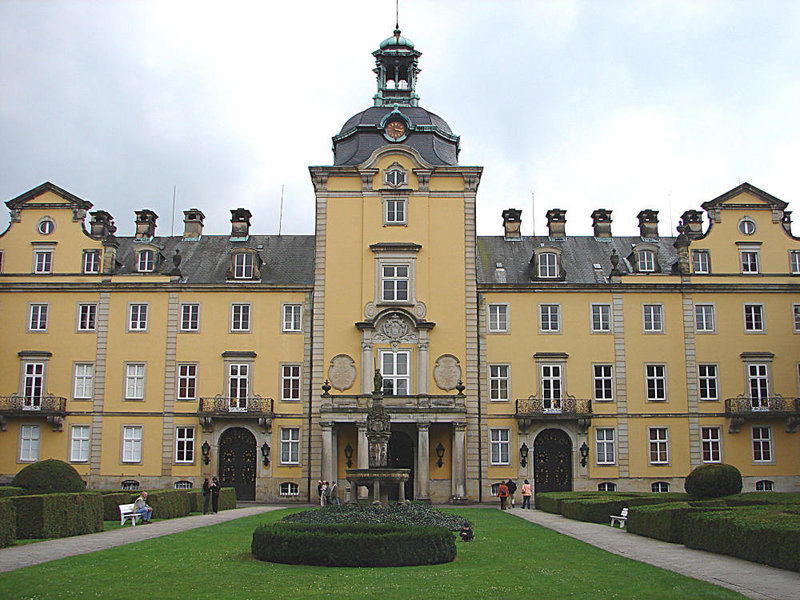 20061003 0759DSCw [D-SHG] Schloss-Hauptflügel, Bückeburg
