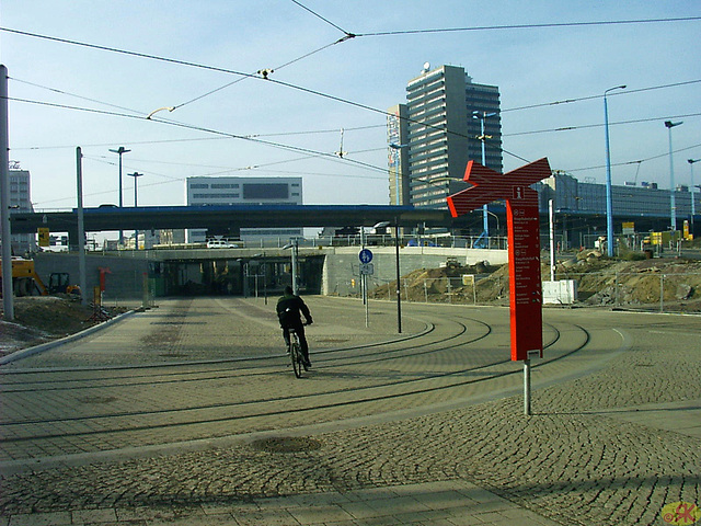 2006-01-29 03 Halle, neuer Thälmannplatz