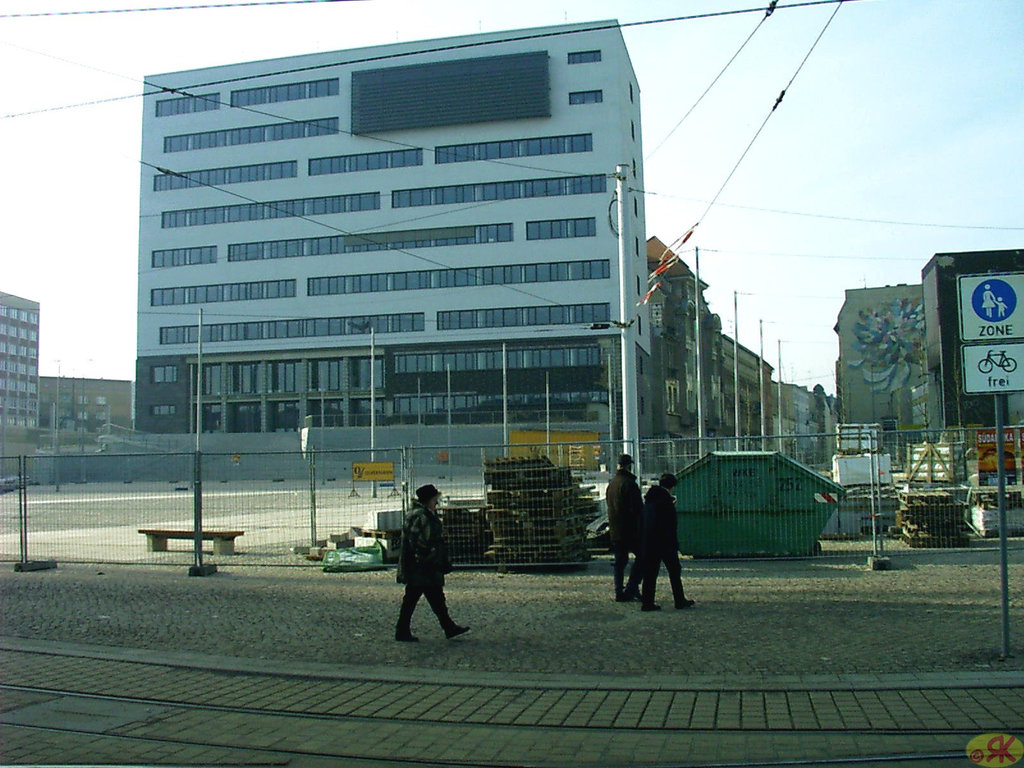 2006-01-29 07 Halle, neuer Thälmannplatz