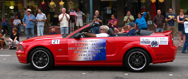 Palm Springs Veterans Parade - 93 year old survivor of Normandy (1779)
