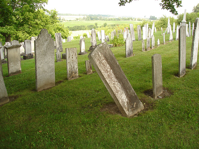 Whiting church cemetery. 30 nord entre 4 et 125. New Hampshire, USA. 26-07-2009