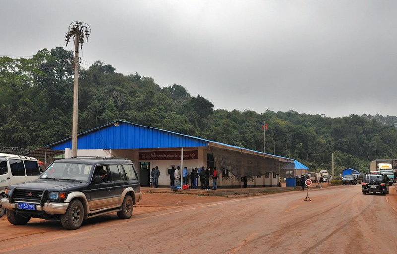 Boten, the border crossing with China