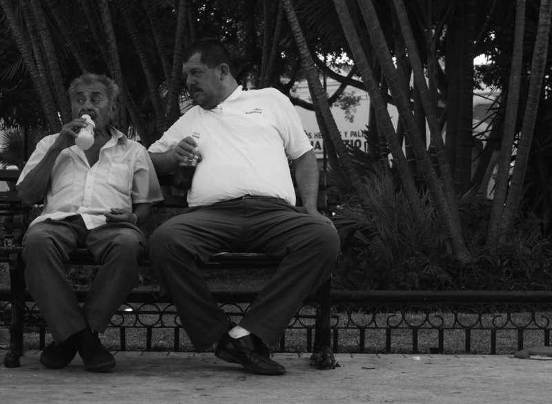 DOS HOMBRES