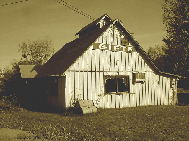 St-Johnsbury, Vermont ( VT) États-Unis / USA - 12 octobre 2009 - Ice cream & fudge factory - Vermont cheese - Sepia