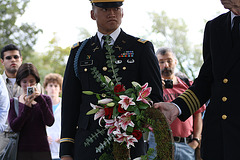 05.MatlovichMemorial.CC.Wreath.SE.WDC.10October2009