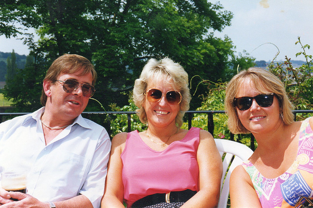 Martin, Mandi and I enjoying a quiet drink