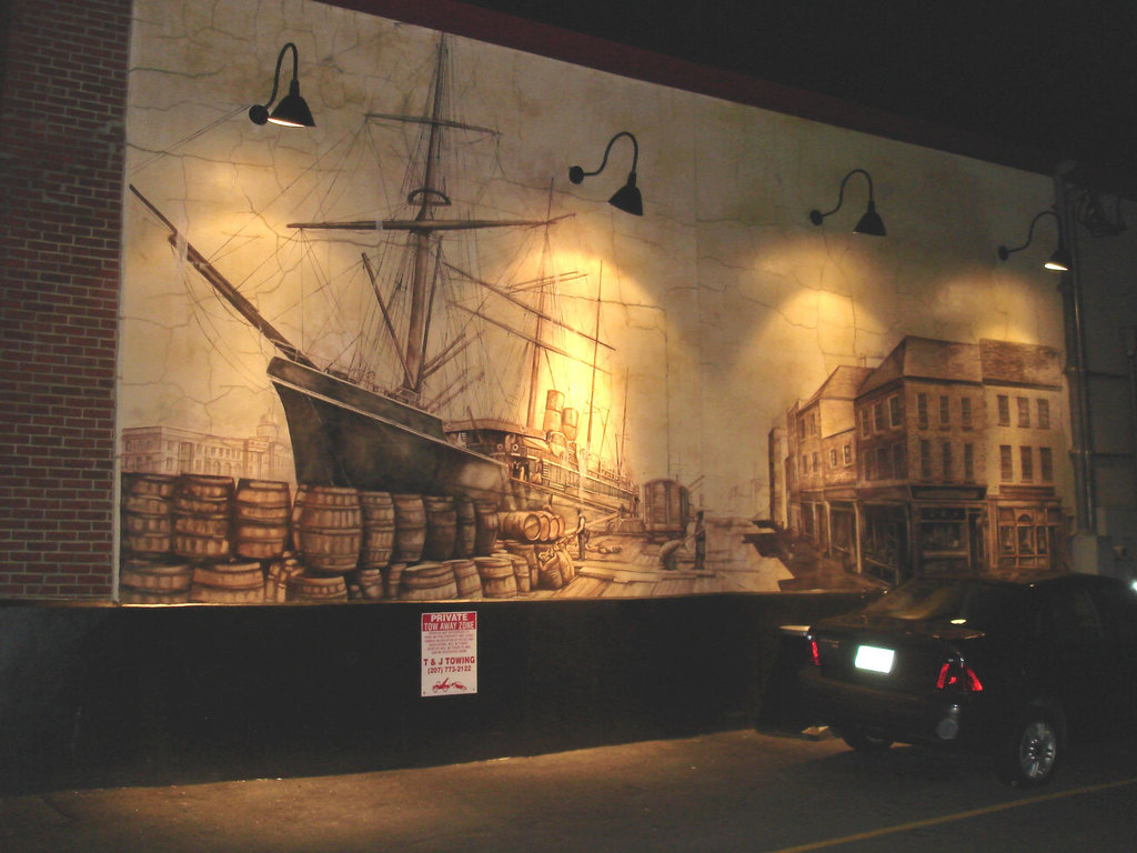 Fresque flottante / Floating fresco - Portland, Maine.  USA -  11 octobre 2009 - Photo originale