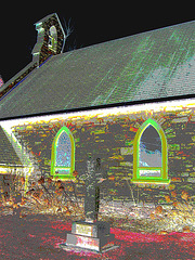 St.Marys Anglican church Como et cimetière - Hudson QC.  25-03-2010  - Négatif RVB postérisé