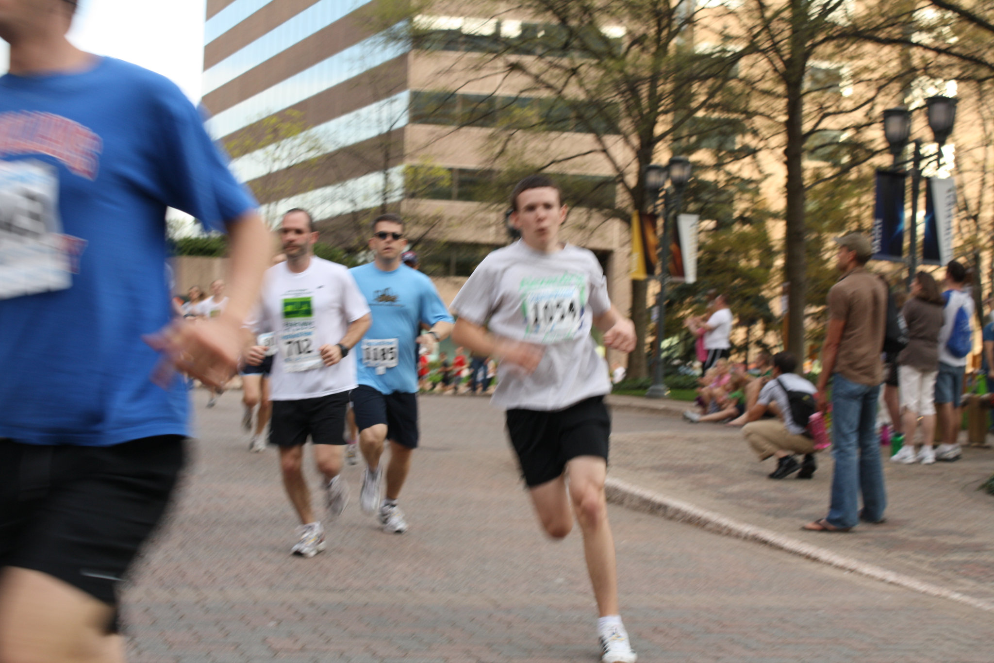 04.TheRace.5KRun.CrystalDrive.ArlingtonVA.2April2010