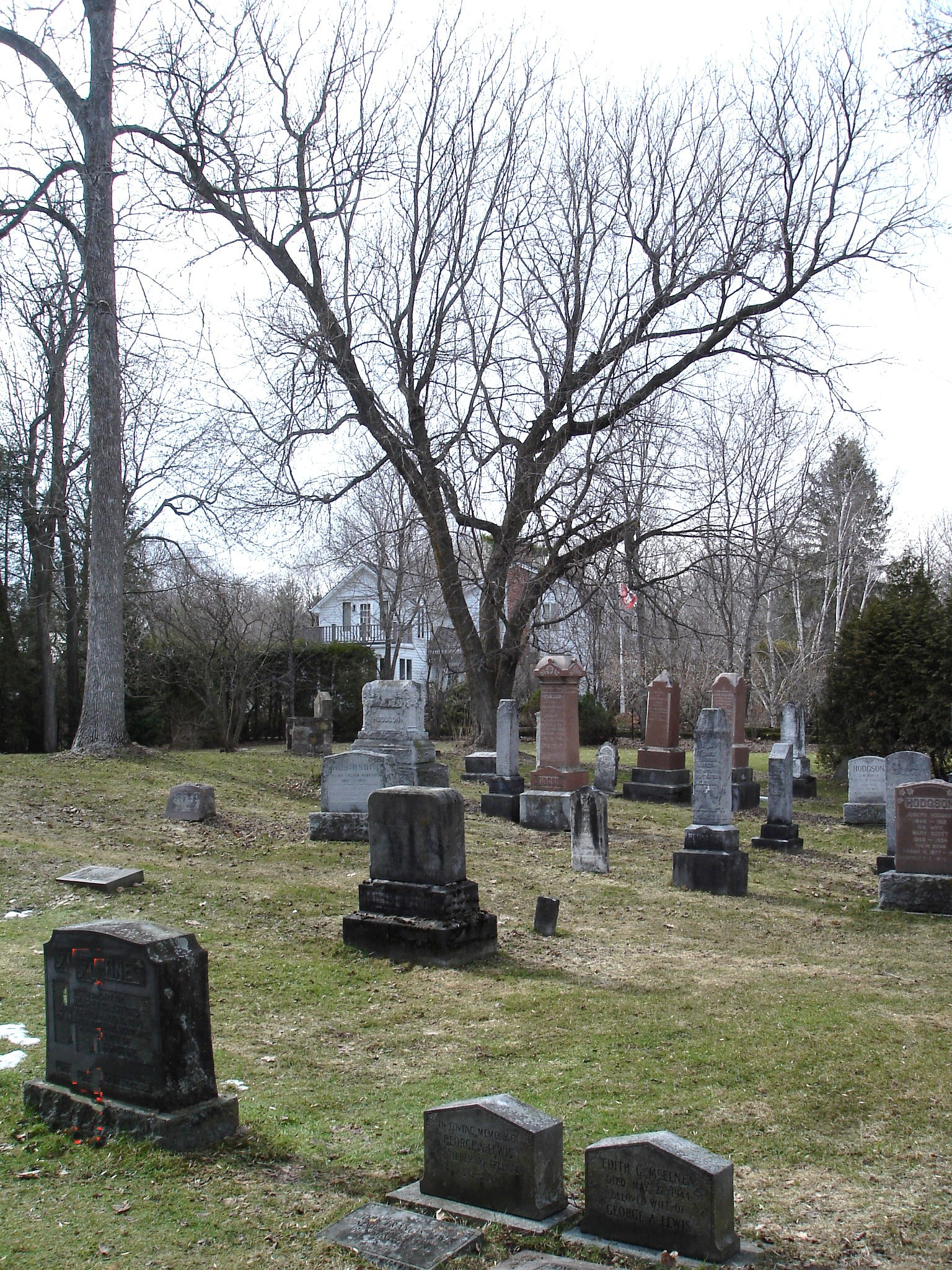 St.Marys Anglican church Como et cimetière - Hudson QC.  25-03-2010