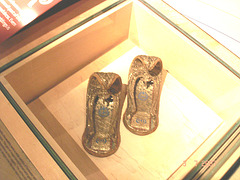 Phallic symbol slipper from a distant past- / Bata Shoe Museum - Toronto, Canada.  3 juillet 2007