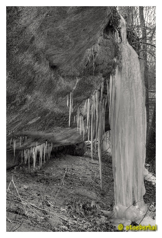 Icicles at old waterway "Ludwig-Donau-Main-Kanal"