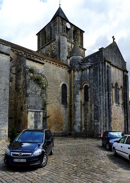 Lusignan - Notre-Dame et Saint-Junien