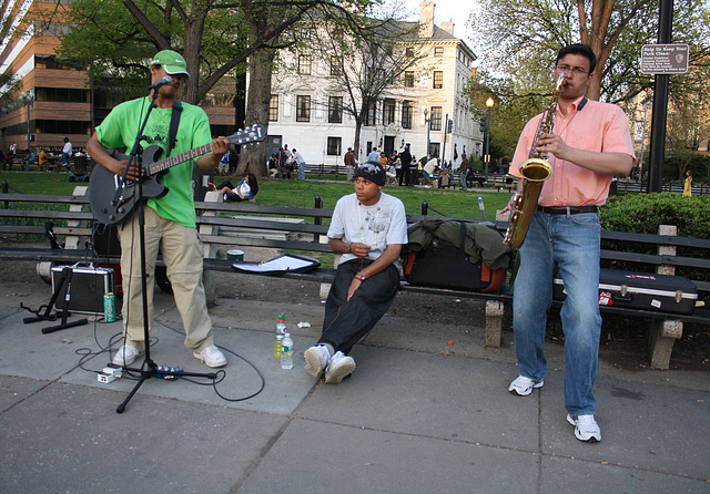 120.EasterSunday.DupontCircle.WDC.4April2010