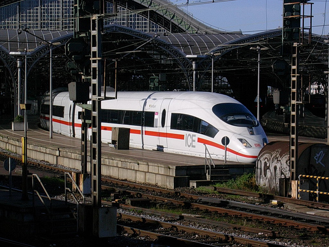 ICE in Köln Hbf