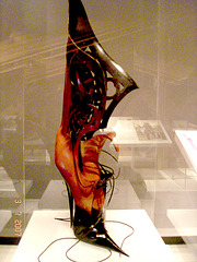 Women Supremacy eccentric Boots / Bata Shoe Museum - Toronto, Canada - 3 juillet 2007