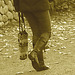 Bonheur canin avec bottes & jeans / Canine happiness with jeans & boots -  Version Sepia