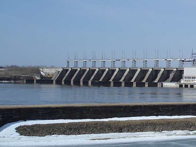 Canal de Carillon /  Carillon canal -  Québec, CANADA.  19 mars 2010