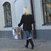 Guldfynd Swedish blond in jeans with low-heeled boots /  La Déesse blonde  Guldfynd en jeans et bottes à talons plats -  Ängelholm / Suède - Sweden.  23 octobre 2008