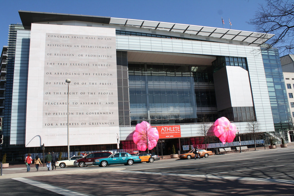 258.NCBF.KickOff.PressConference.Newseum.WDC.4March2010