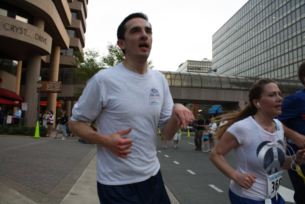 90.TheRace.5KRun.CrystalDrive.ArlingtonVA.2April2010