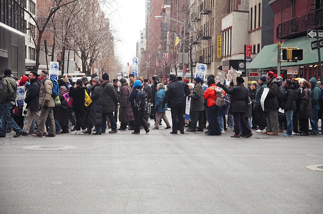 06.20.AntiWar.NYC.15February2003