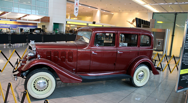 04.Dillinger.1933EssexTerraplane.BWI.Airport.MD.10March2010