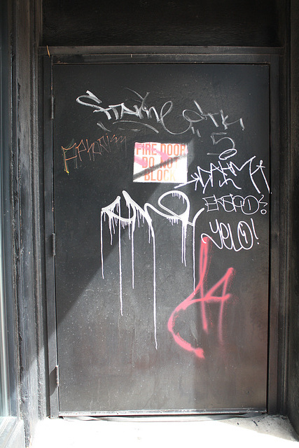 02.Graffiti.7K.NW.WDC.27March2010