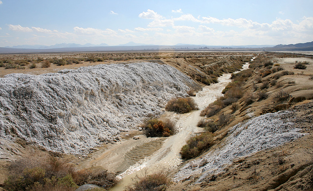 Drainage Near Trona Pinnacles (4256)