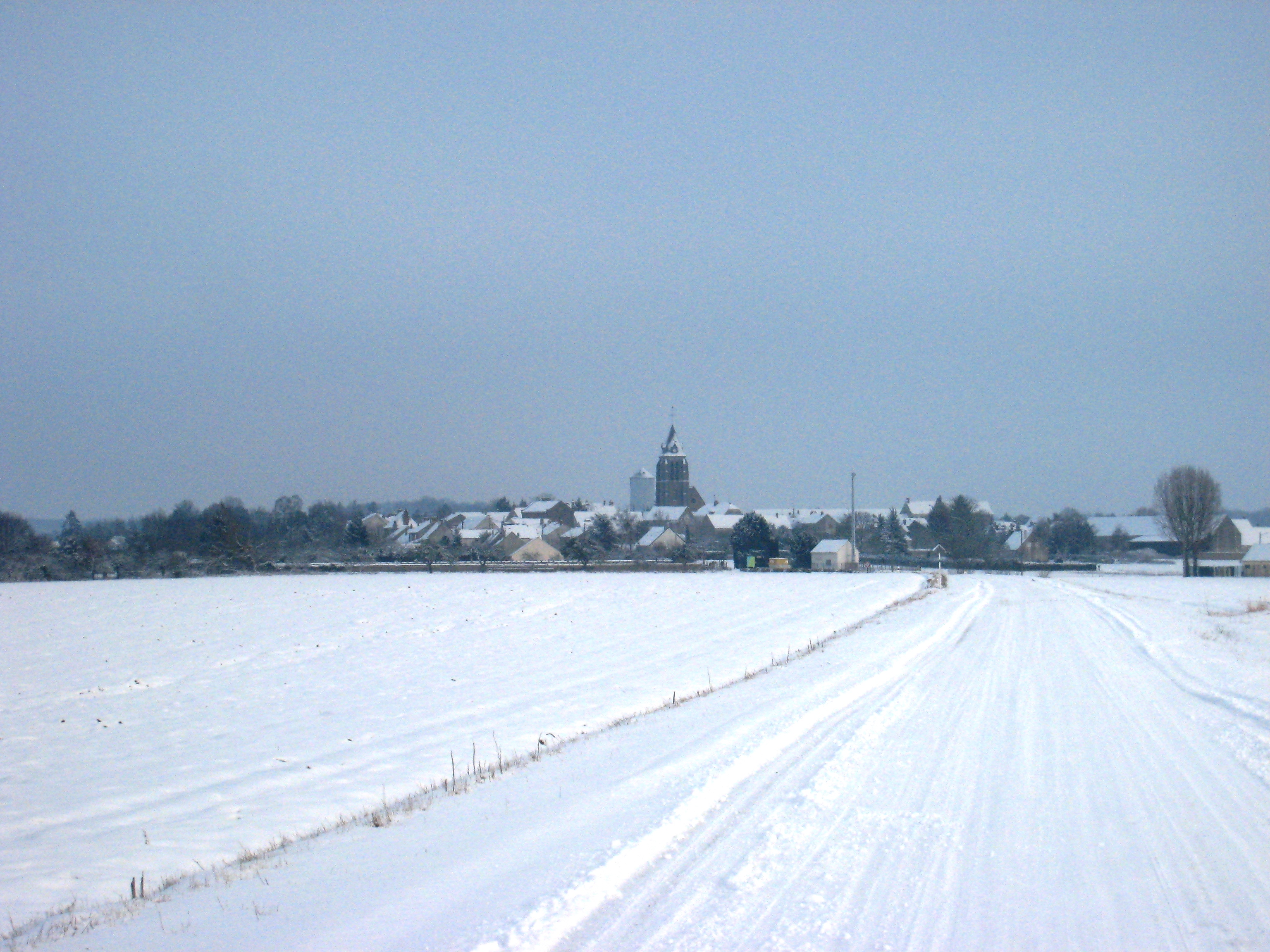 Bombon (77) Route de Saint Méry