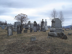 Newport center vault cemetery - Vermont USA .  28 mars 2010