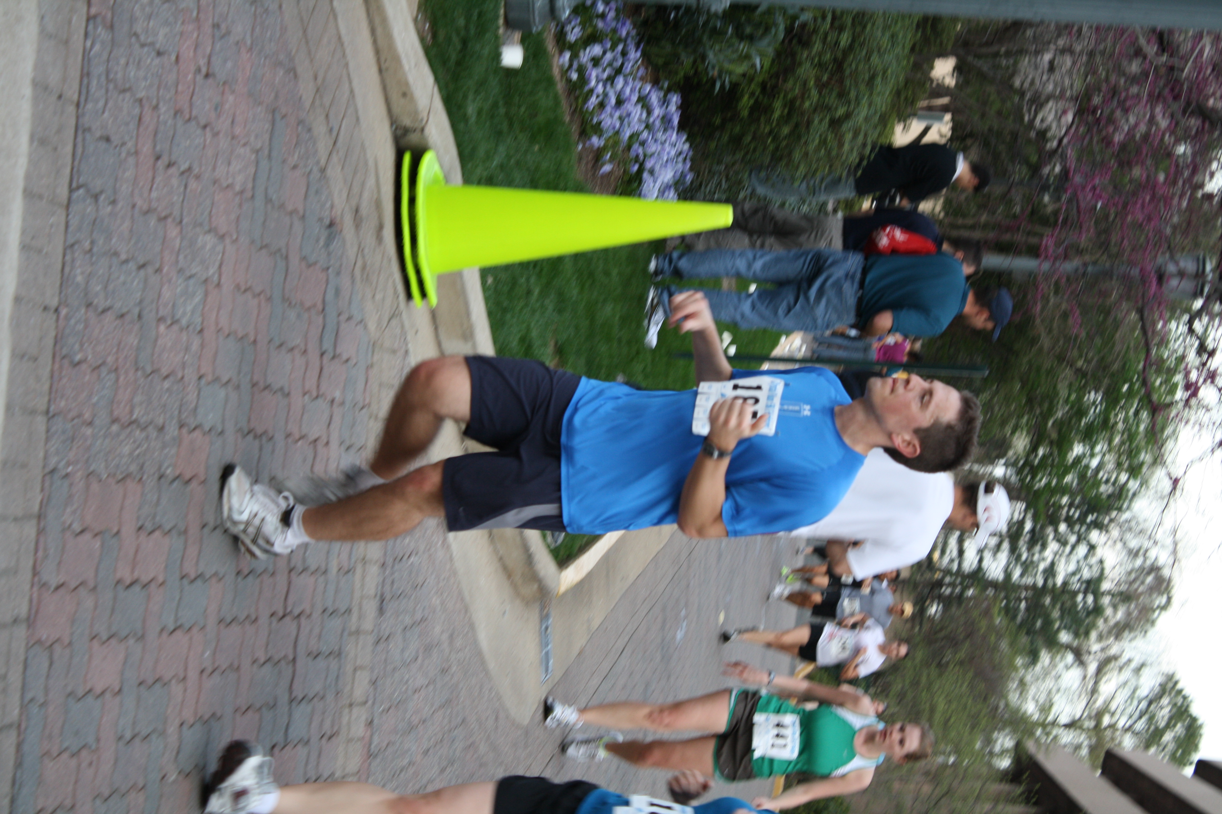 123.TheRace.5KRun.CrystalDrive.ArlingtonVA.2April2010