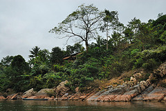 Scenes passing along the Nam Ou tour