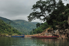 Scenes passing along the Nam Ou tour