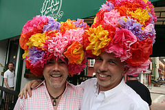 30.EasterBonnets.17thStreet.NW.WDC.4April2010