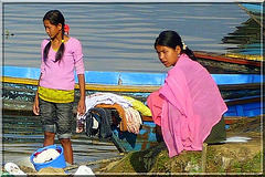 Jour de lessive (Lac de Pokhara)