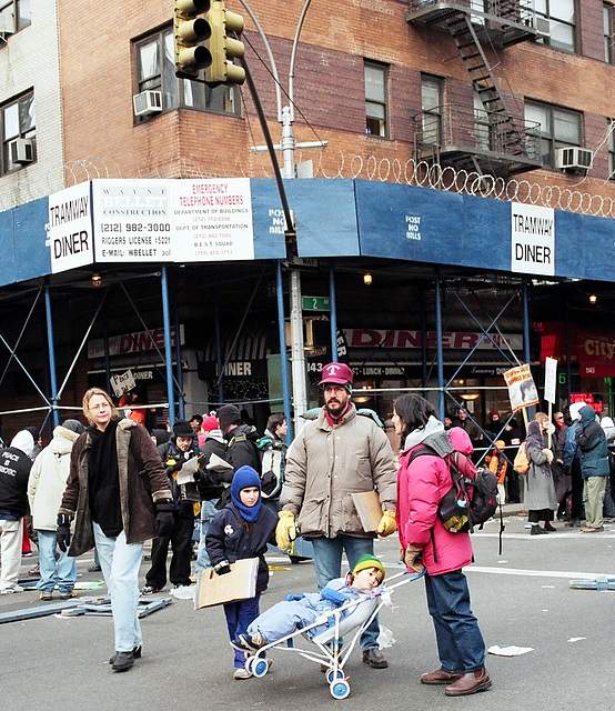 17.11.AntiWar.NYC.15February2003