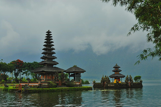 Ulun Danu Temple