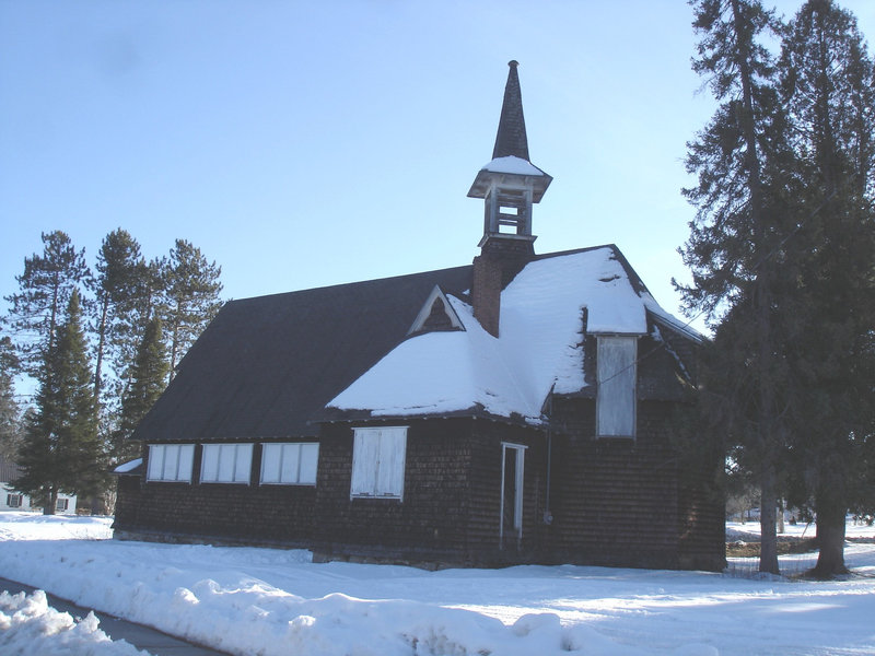 Petite chapelle / Small chapel  - Saranac Lake area / Région du Lac Saranac  NY. États-Unis / USA -  6 mars 2010