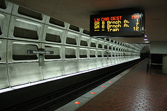 04.SnowBlizzard.WMATA.WaterfrontSEU.WDC.5February2010