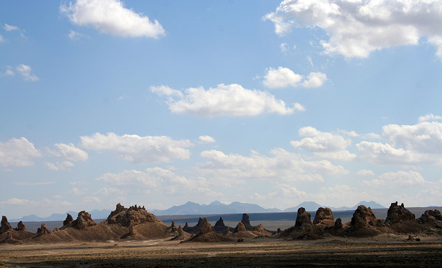 Trona Pinnacles (4262)